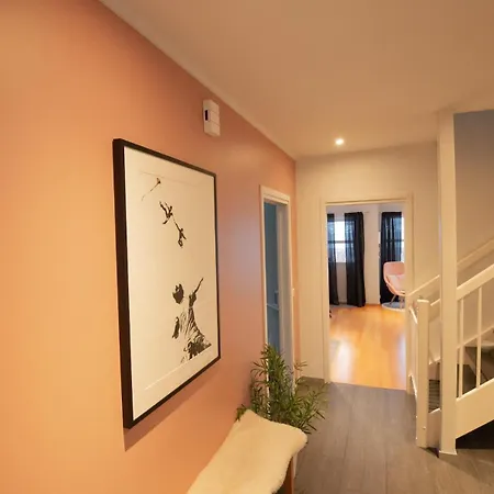 Spacious Seaside With Fjord Views, Comfortable For 6, Max 8 ヴィラ *